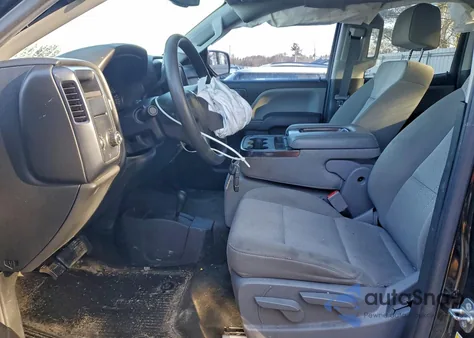 2017 Chevrolet Silverado K1500 Custom z USA, uszkodzony, nr VIN 1GCVKPEC4HZ387493